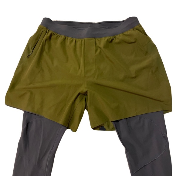 NWOT Lululemon Men’s Shorts with Tights - Color Olive Green - Size XL - Picture 1 of 3